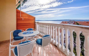 Lovely Apartment In Crikvenica With Wifi